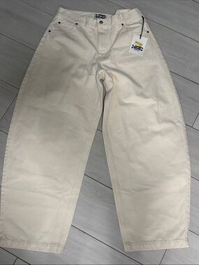Women’s KBB Barrel Leg Jeans size 10 NWT Cream